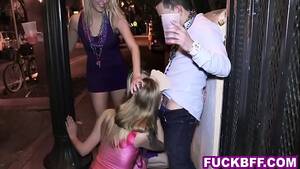 mardi gras wife threesome - Mardi Gras craziness leads to teens fucking in an orgy - XVIDEOS.COM