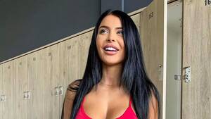 Lisa Porn Sex - Model ditches men for sex toys and says she's 'happy alone' - Daily Star