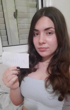 Miranda Cosgrove Nipples Porn - haven't slept well in a while so roast my high looking ass : r/RoastMe