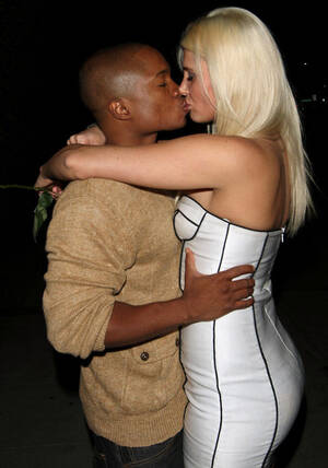 blonde kiss interracial - Hot blonde chick prefers black dudes - Amateur Interracial Porn