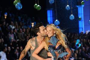 Anne Vyalitsyna Having Sex - Anne V. and Adam Levine Might Have Broken Up