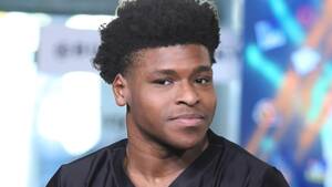 Ariana Grande Cheerleader Porn - Jerry Harris' Spokesperson Refutes Allegations That 'Cheer' Star Was  Soliciting Minors | Entertainment Tonight