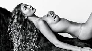 Gigi Hadid Nude - Gigi Hadid Poses NUDE On A Horse For Allure & Faces Backlash For Trump  Comments