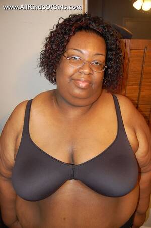 ebony bbw mom nude - Check out enormous ebony mom stips naked in - Golden BBW - Picture 3