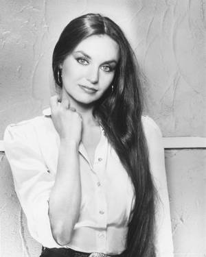Crystal Gayle Porn - Crystal Gayle, country singer, sister of Loretta Lynn - Some of her songs  like \
