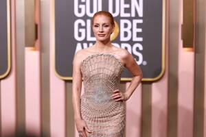 Jessica Chastain Porn Star - See Jessica Chastain Stun at the Golden Globes in a Jaw-Dropping Nude Dress