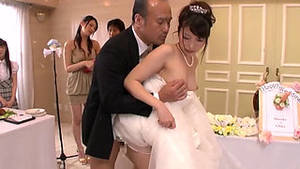 Bride Fucks Wedding Party - Asian bride fucked At the Wedding Party