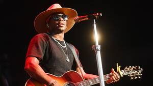 Country Girl Forced Porn - Jimmie Allen Former Manager Accuses Country Singer Of Rape, Assault