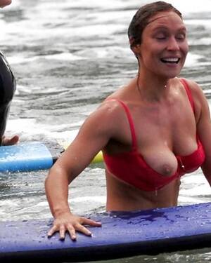 bikini malfunction on the beach - Lisa Gormley Boob-Slip Bikini Malfunction At The Beach Porn Pictures, XXX  Photos, Sex Images #1206160 - PICTOA