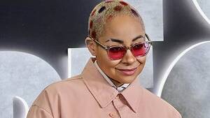 Dove Cameron Porn Glasses - Raven-SymonÃ© - News - IMDb