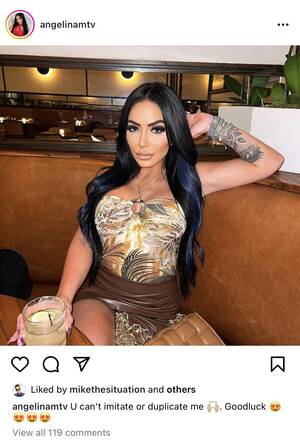 Kim Kardashian Ass Captions - I feel like Angelina is taking this whole thing way farther than any other  roommates. : r/jerseyshore