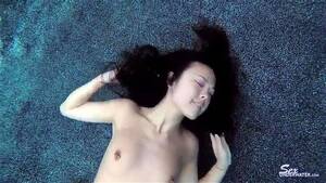 asian girls underwater sucking - Watch lulu - Lulu Chu, Underwater, Ihm Porn - SpankBang