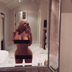 kim - Kim Kardashian West Poses Nude in Instagram Photo