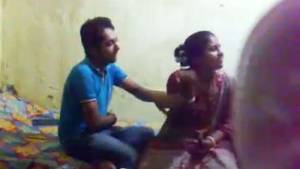 desi homemade sex videos - Desi Karnataka lovers home sex scandal mms