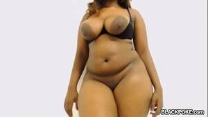 curvy black tits - Curvy black babe with big tits and big butt - XVIDEOS.COM