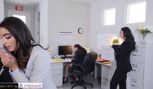 Foursome Office Porn - Ariana Marie & Emily Willis & Sofi Ryan Latina Office Foursome â€” PornOne ex  vPorn