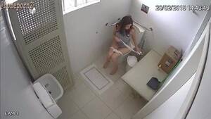girls bathroom voyeur cam - Young girl visits toilet Hidden cam - ThisVid.com