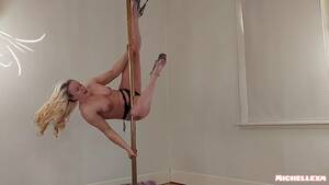 Naked Strip Dance - Nude Pole Dance Embarrassment - Pornhub.com
