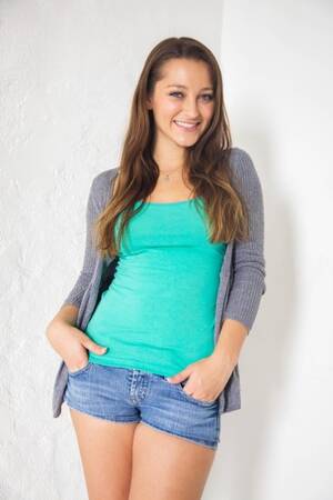 Dani Daniels Teen - Dani Daniels Teen Porn Pics & Naked Photos - PornPics.com