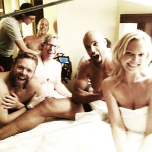Katherine Heigl Porn - Why Is Katherine Heigl Topless & in Bed With a Bunch of Men?!
