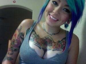 Blue Hair With Tattoo - Blue hair Porn Pic - EPORNER