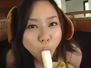 banana porn busty asian - Big tits asian sucking a banana | xHamster