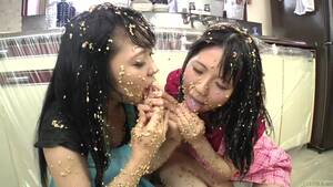 Extreme Japanese Lesbian Porn - Subtitled extreme Japanese natto sploshing lesbians - Lesbian Porn Videos