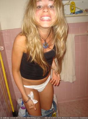 girl teen - Pic. #Porn #Girls #Teen #Panty #Express #Amateurs #Peeing #Pissing, 41112B  â€“ Pissing/peeing girls (urination photos)