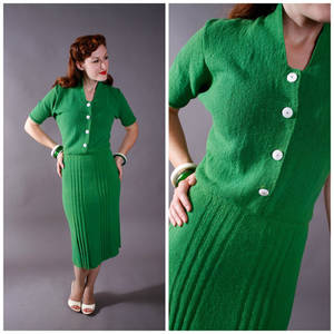1940 Women Vintage Dc Porn - 1940s Sweater Dress - Vintage 40s Knit Dress in Kelly Green - Creme de  Menthe
