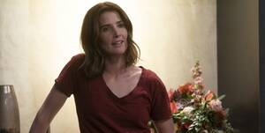 Cobie Smulders Fucked - Cobie Smulders and Jake Johnson Are Just So Darn Likable in 'Stumptown' :  r/television