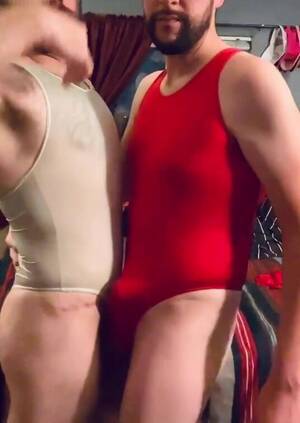 Gay Leotard Porn - Straight guy and gay frot bulges in thong leotards - ThisVid.com em inglÃªs