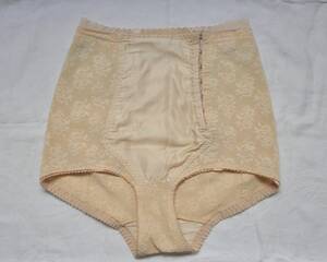 1950s Vintage Satin Panty - 50s vintage lingerie panties floral satin nude color â€“ Kanelle Vintage