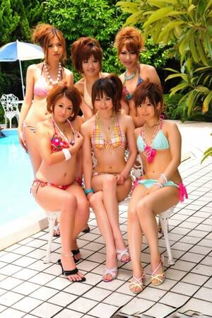 japan nudist girls pool - Public Pool Nude & Porn Pics - ViewGals.com