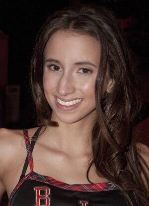 First Time Female Porn Stars - Belle Knox - Wikipedia