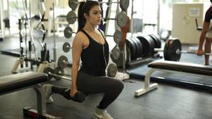 girl in gym - 