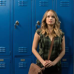 fat nudist girls pageants - The Trailer for Netflix's \