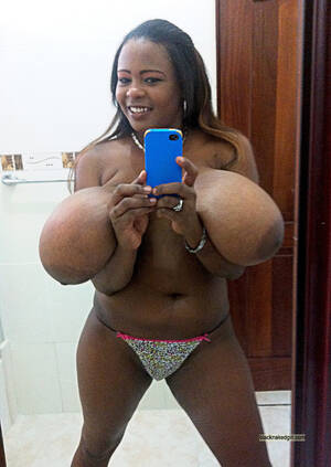 big huge black tits selfie - 