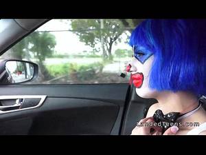 clown girl sucking dick - 