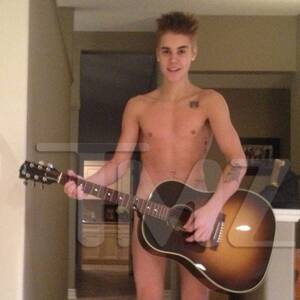 justin bieber anal sex - Justin Bieber NAKED -- It's My D**k In a Guitar! (Photos)