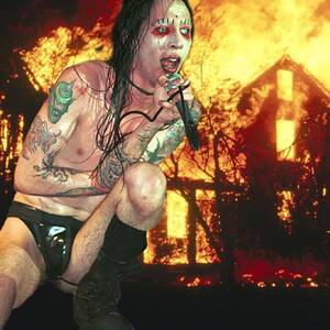 Marilyn Manson Porn - Marylin Manson refuses to remove his underwear during sex in case the house  catches fire - yes, really - Mirror Online