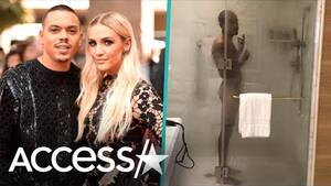 Ashlee Simpson Tits - Ashlee Simpson Shares Nude Pic Of Evan Ross In Steamy Birthday Tribute -  YouTube