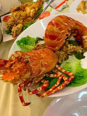 Heavy Lobster Porn - Lobster and Shrimp : r/FoodPorn