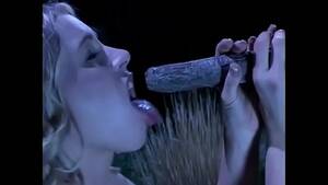 3d Porn Halfling - On her journey to the kingdom of Mordor, pretty halfling Hole Inwun must  satisfy a living tree sporting massive wood - XVIDEOS.COM