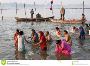 indian bathing nude - In Naked River Bathing Women Indian