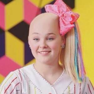 Jojo Siwa Porn - jojo (@jojosiwabot) / X