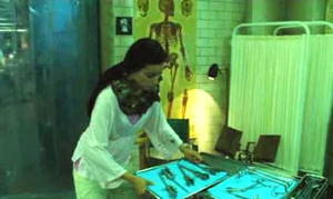 Kidnapped And Tortured Porn - In Saw III, a doctor is kidnapped by Jigsaw and forced to perform surgery  on him. This makeshift hospital is located inside his torture complex  (warehouse) ...