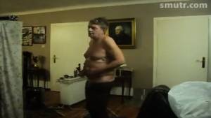 fat bisexual - Fette ausgestellte wichsende Sau