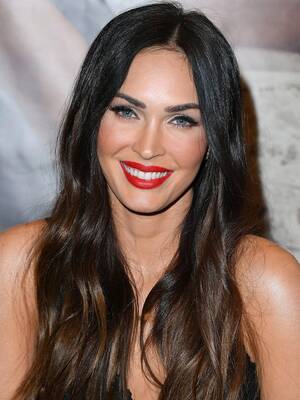 ebony whore megan fox - Which MCU or DCU character would you fancast Megan Fox? : r/Fancast
