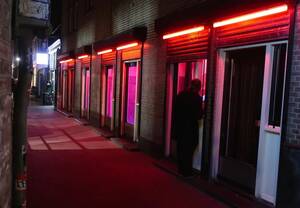 amsterdam prostitute nude - Red Light District Amsterdam Cost: Prices in 2023 |Amsterdam Red Light  District