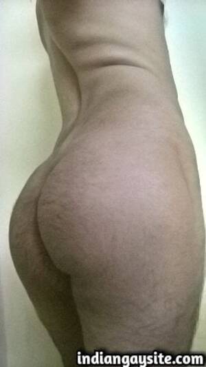 Indian Butt Porn - Indian Gay Porn: Sexy desi bottom showing off his hot and smooth bubble butt  - Indian Gay Site